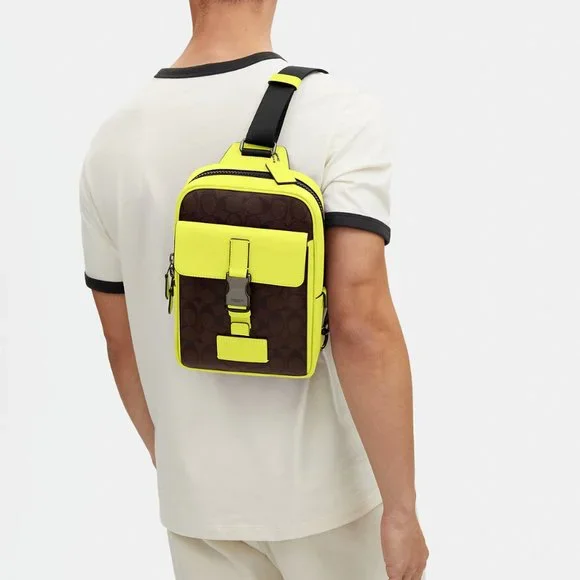 NWT Coach CL432 Track Pack In Colorblock Signature Canvas Mahogany/Bright Yellow - Picture 2 of 10